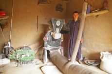Afghanistan: This miller from Ertefaq in Northern Afghanistan is using electricity supplied by micro-hydro project supported by GIZ. <br />
© GIZ / Oliver J. Haas